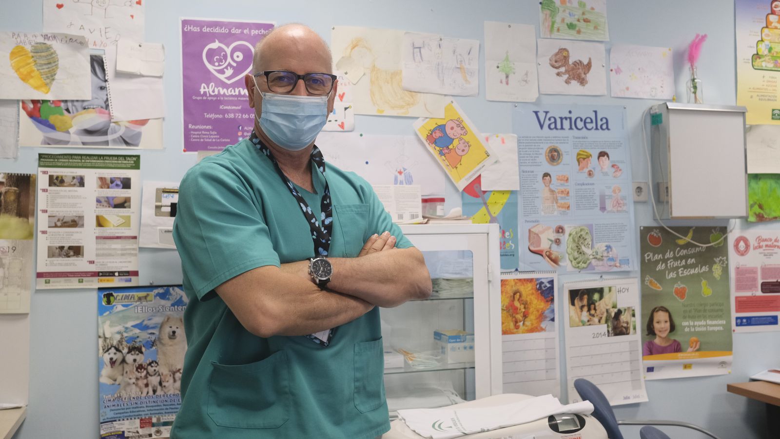 Javier Navarro, en su consulta.