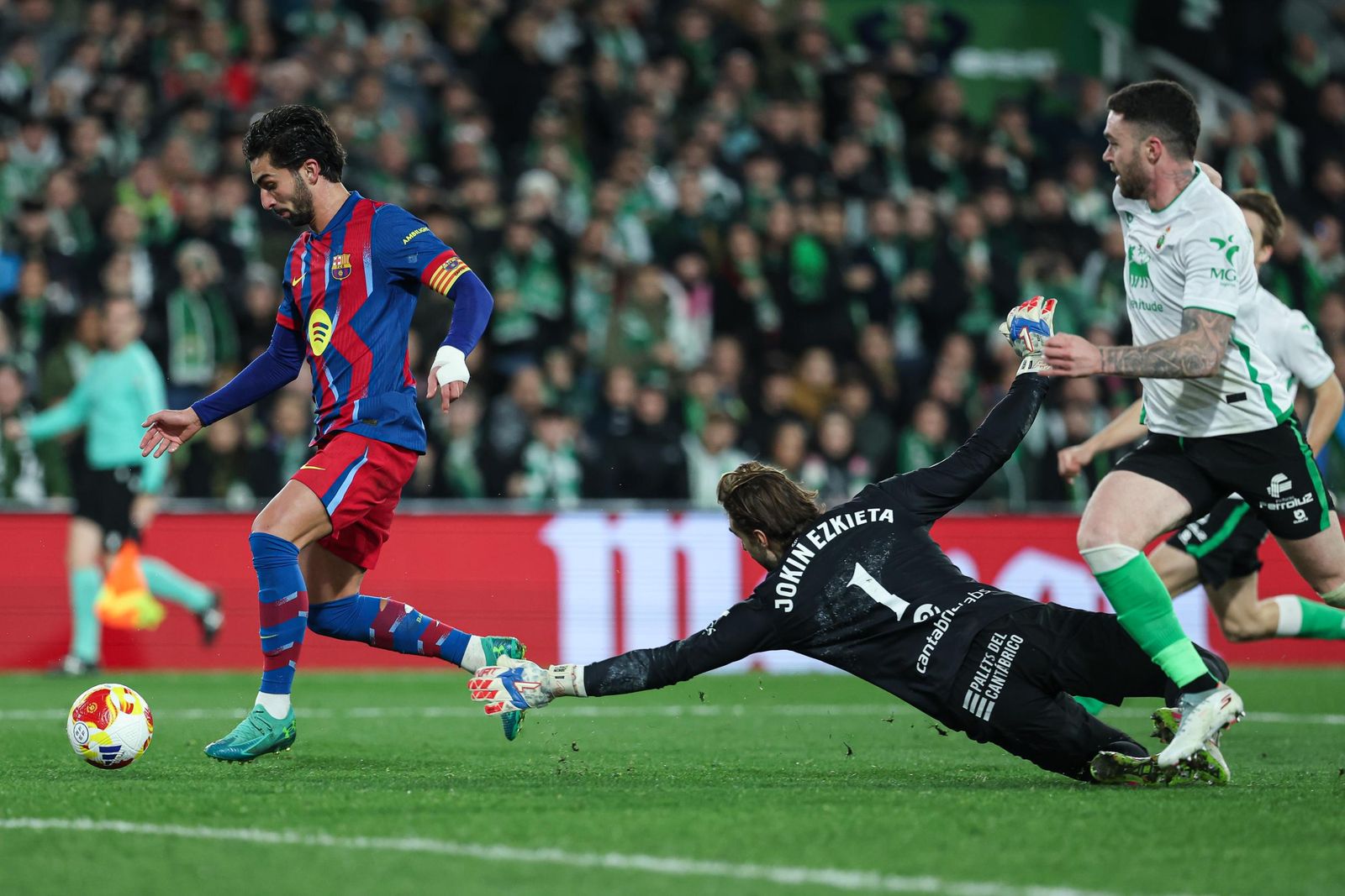 Las fotos del Racing-Barcelona de Copa