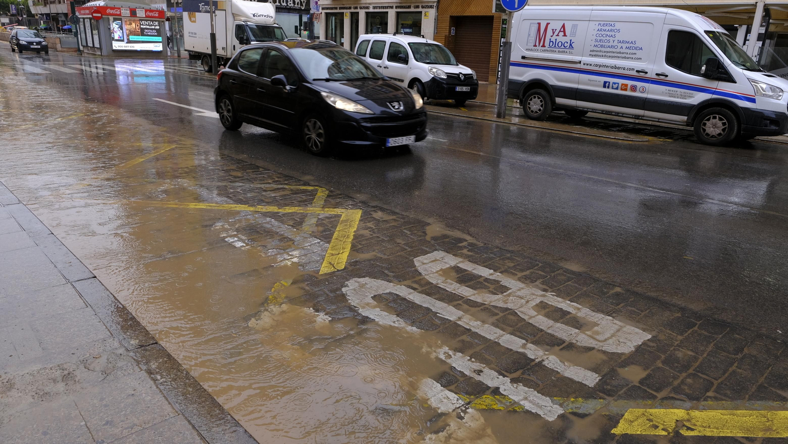 Fotogalería de la lluvia en Almería.