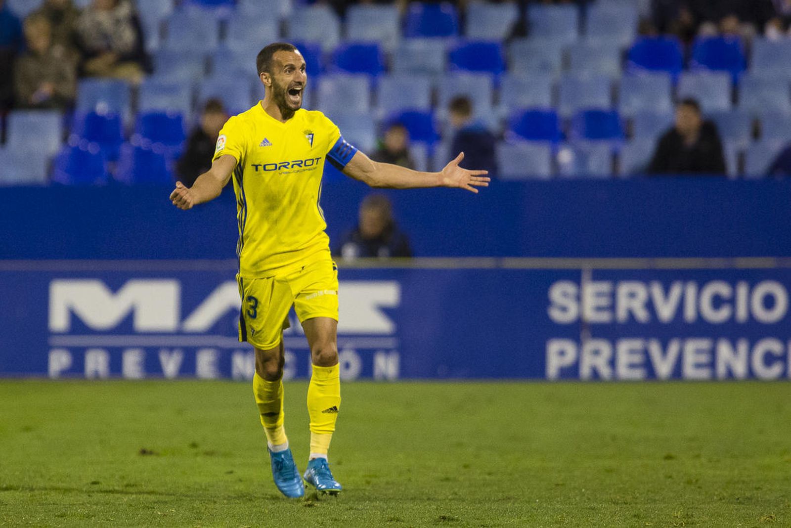 Las imágenes del Zaragoza-Cádiz