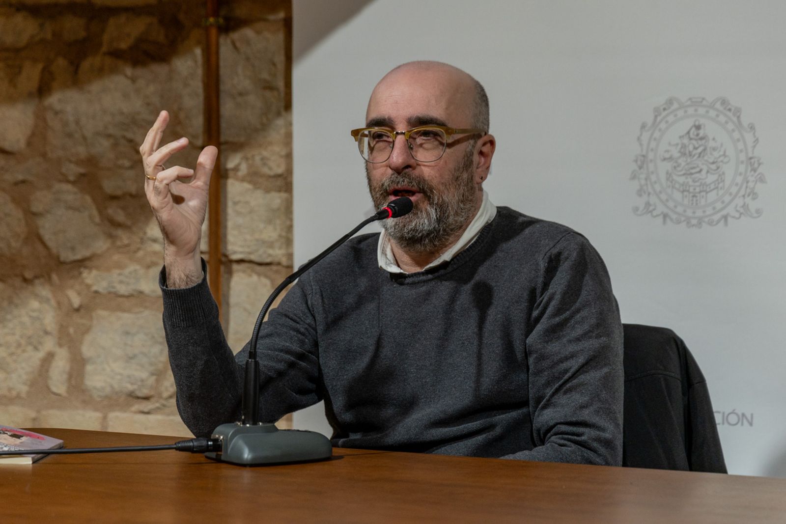 Presentación del libro 'Cuentos para un destierro digno' del autor jiennense Martín Paredes