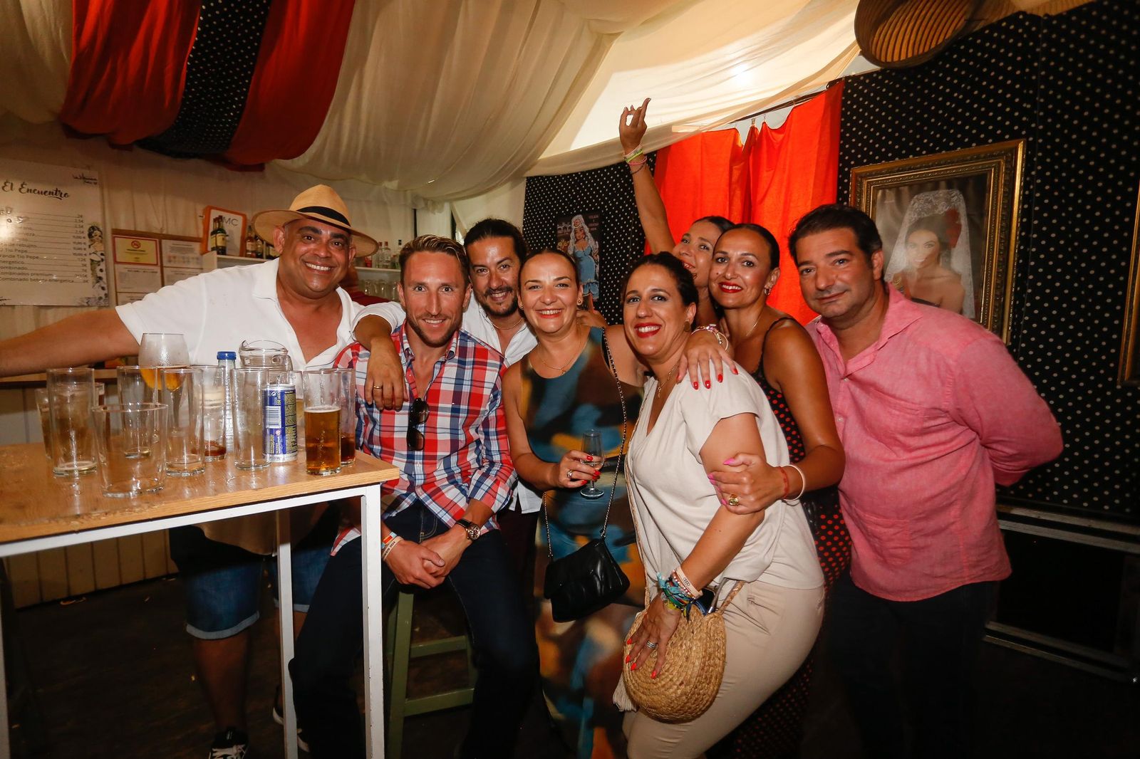 Búscate en las fotos del jueves en la Feria de La Línea