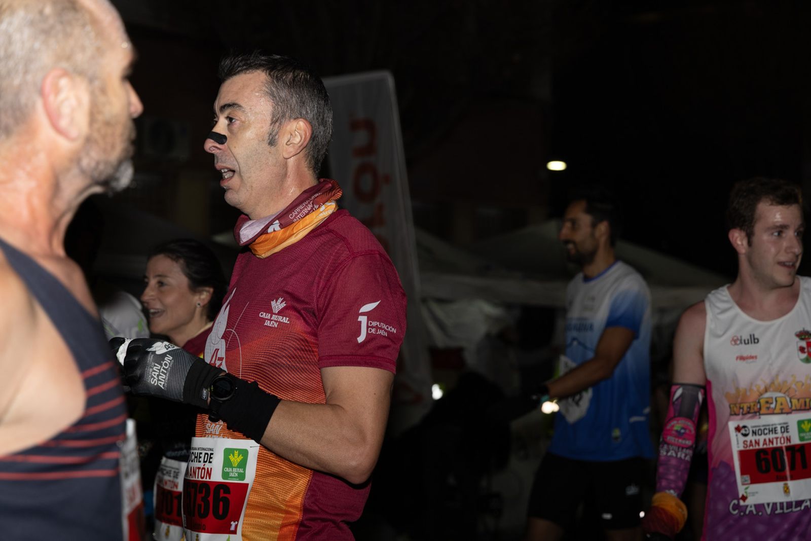 En imágenes: búscate en tu llegada a meta de la Carrera de San Antón 2026