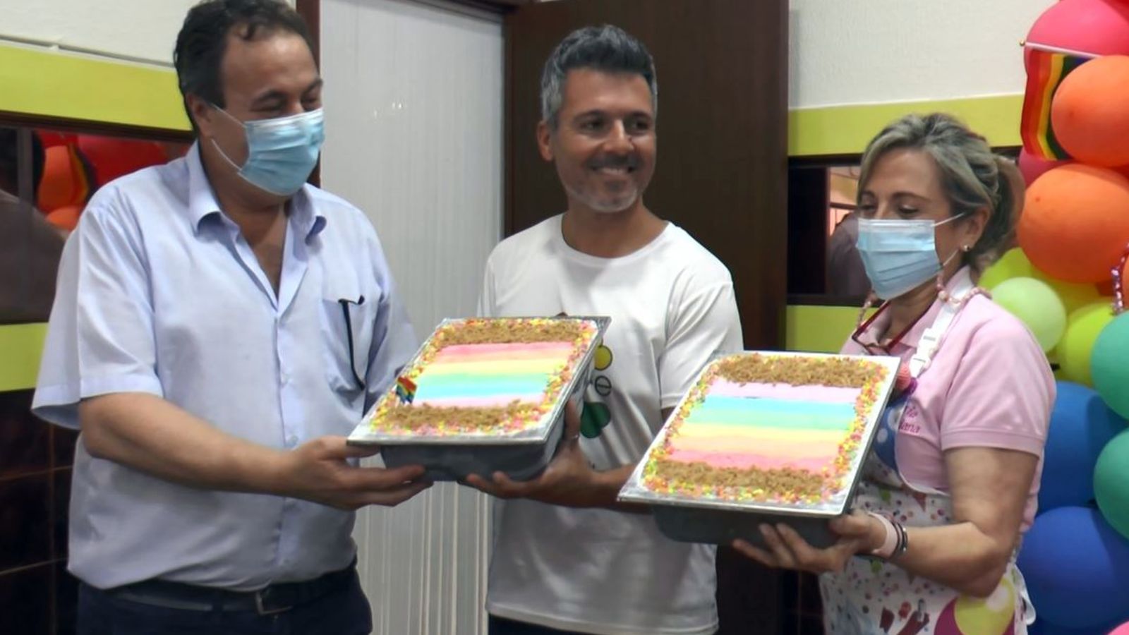 Miguel de Prado, José Manuel Acosta y Lourdes López, presentan el helado