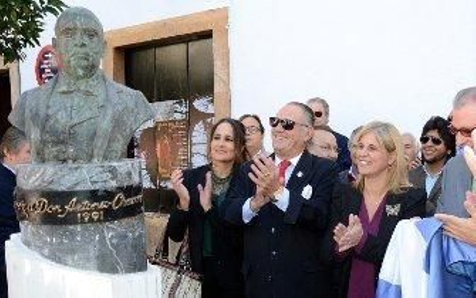 El busto de Antonio Chacón regresa a San Miguel El busto de Antonio Chacón regresa a San Miguel