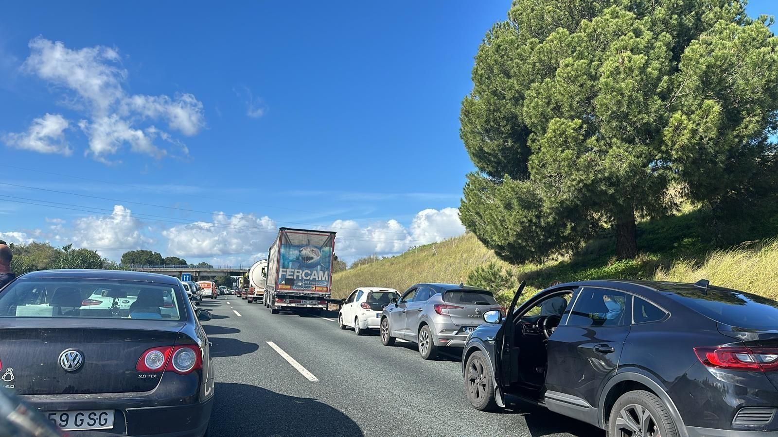 Cortes en la A-49 por una nueva tractorada este lunes