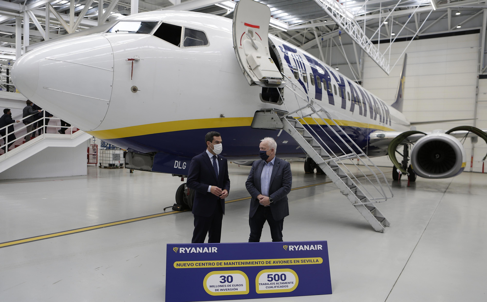 NUEVO HANGAR DE RYANAIR