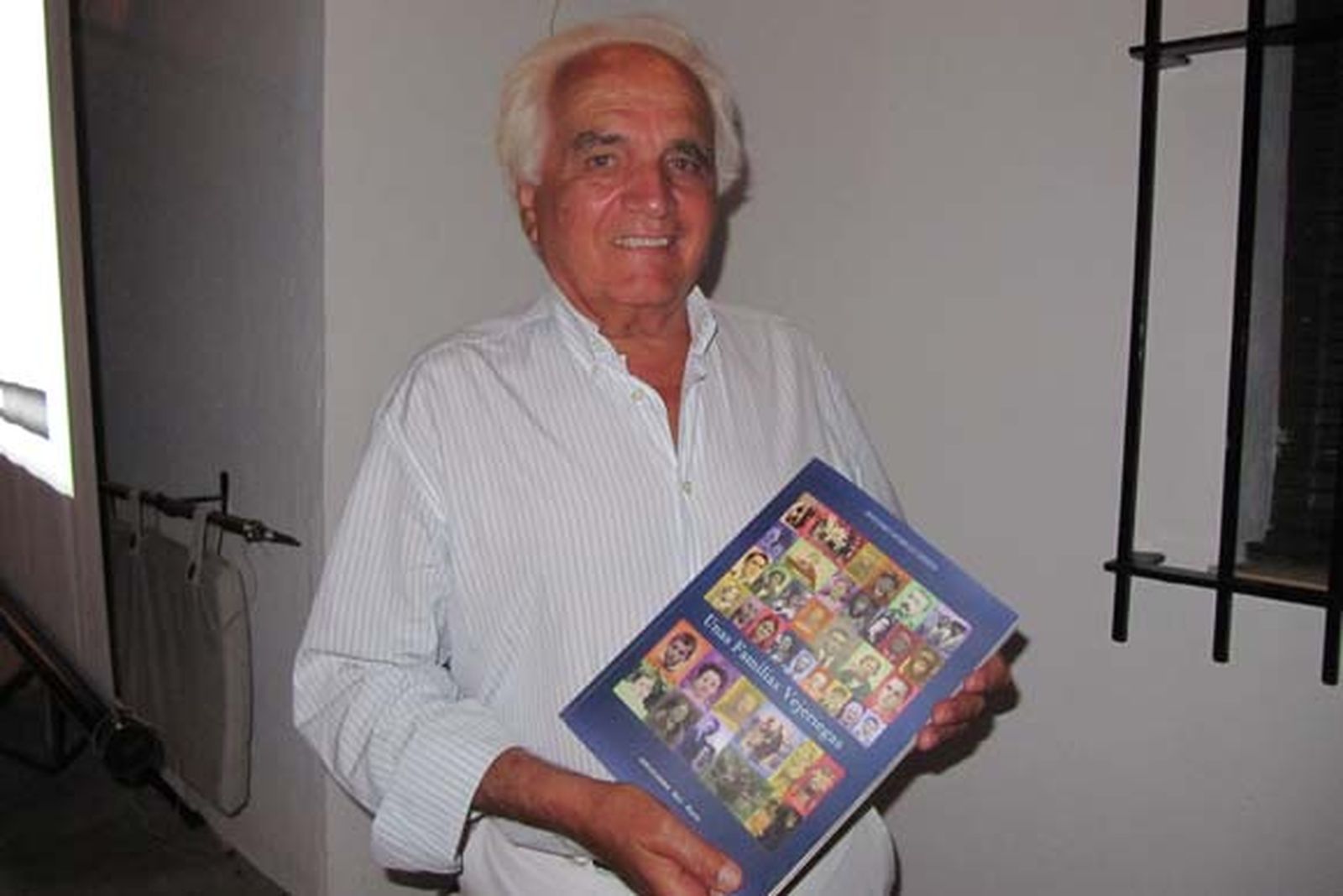 Antonio Morillo presenta 'Unas familias vejeriegas'