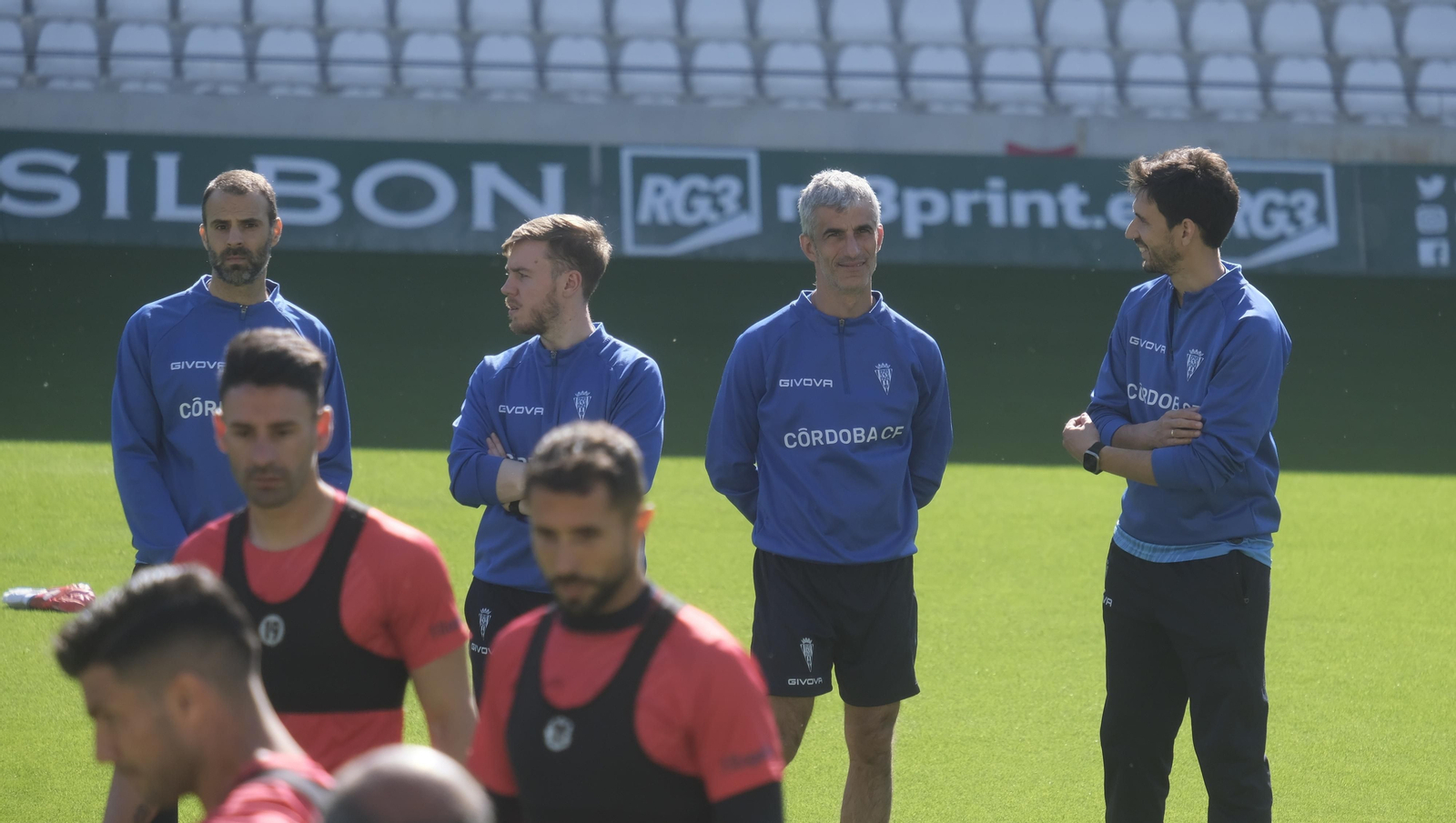 El primer entrenamiento de Manuel Mosquera como técnico del Córdoba CF, en imágenes