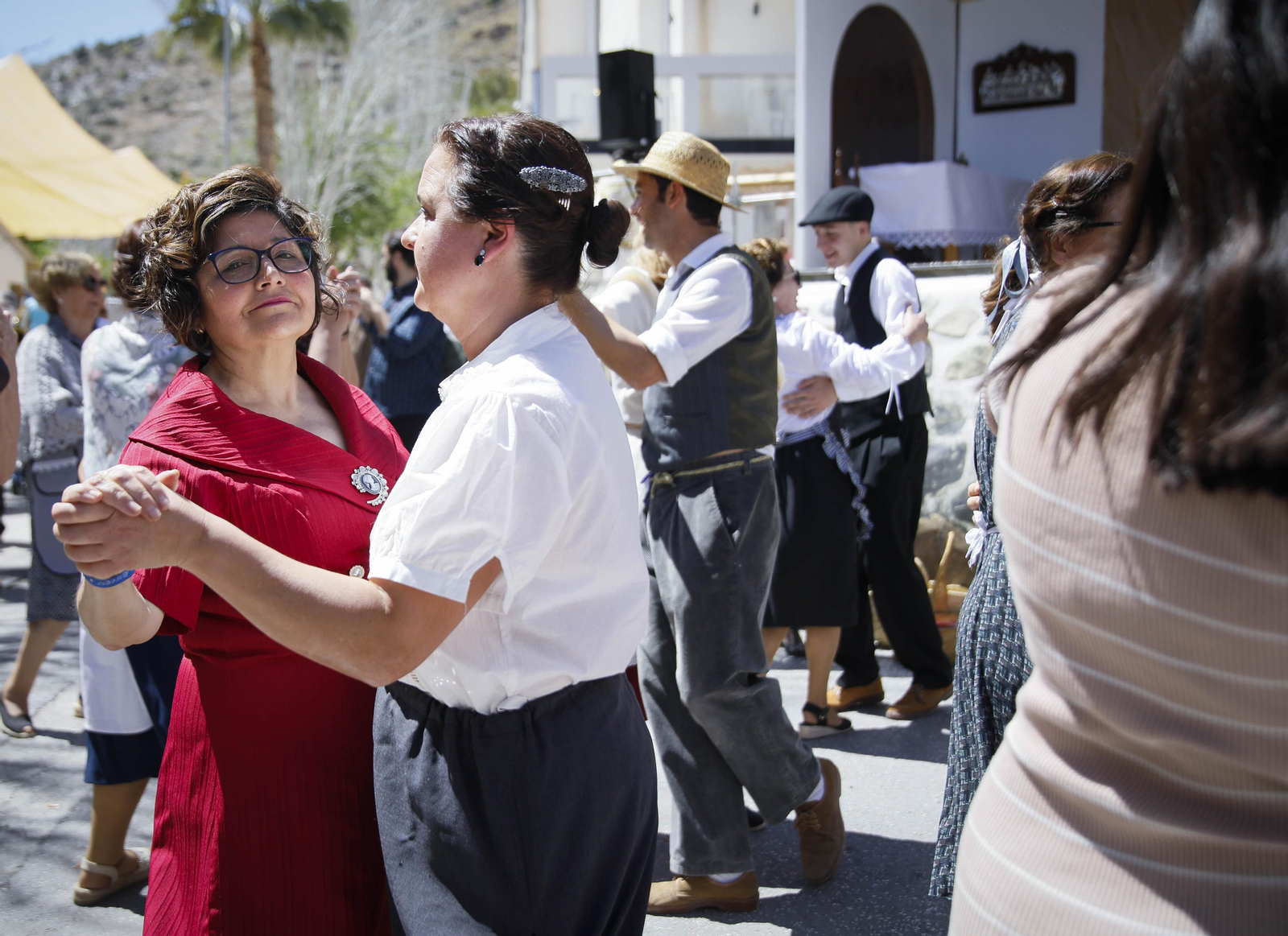 Imágenes de "Canteros y Caciques en la lucha por el Mármol" de Macael