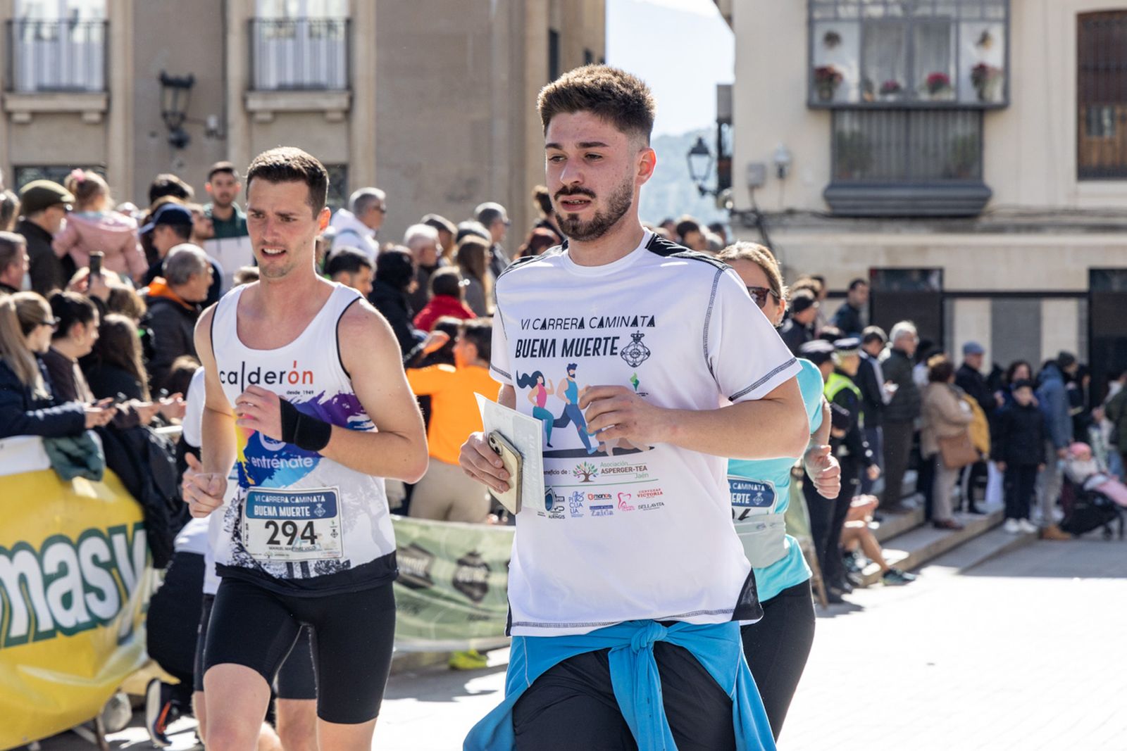 En imágenes: deporte y solidaridad se dan la mano en la VI Carrera-Caminata de la Hermandad de la Buena Muerte (2)