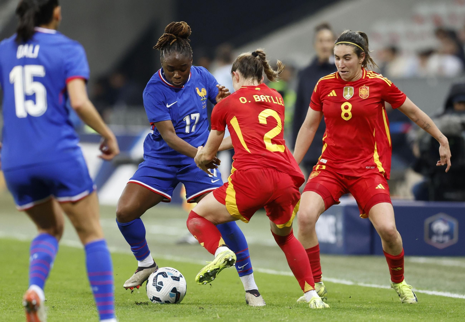 Las fotos de la exhibición de España femenina en Francia