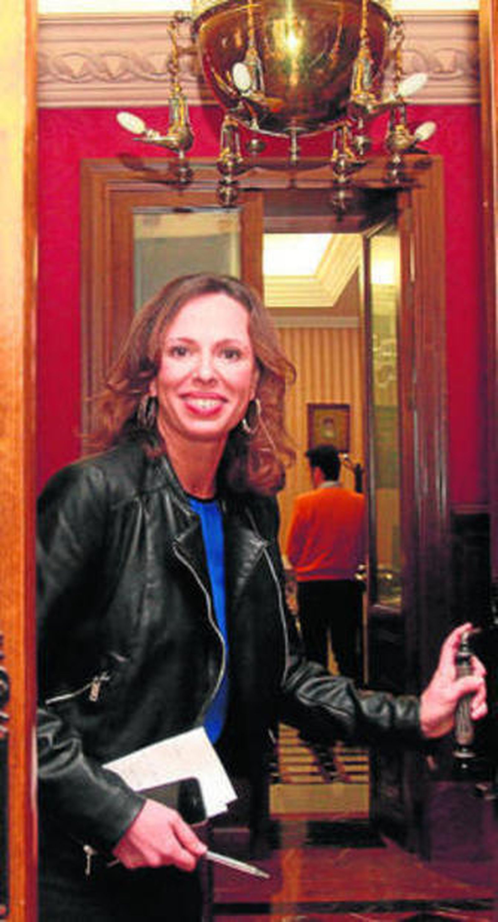 La concejal del PP Rocío Díaz, ayer en el Ayuntamiento granadino.