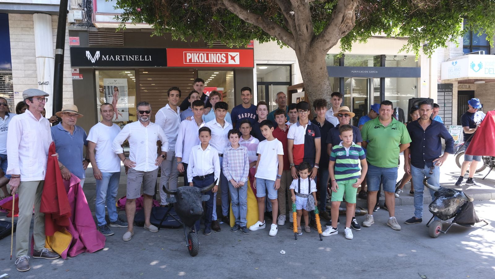 Imágenes de la exhibición de toreo de salón por la Escuela Taurina de Almería, en la Feria de Almería 2022