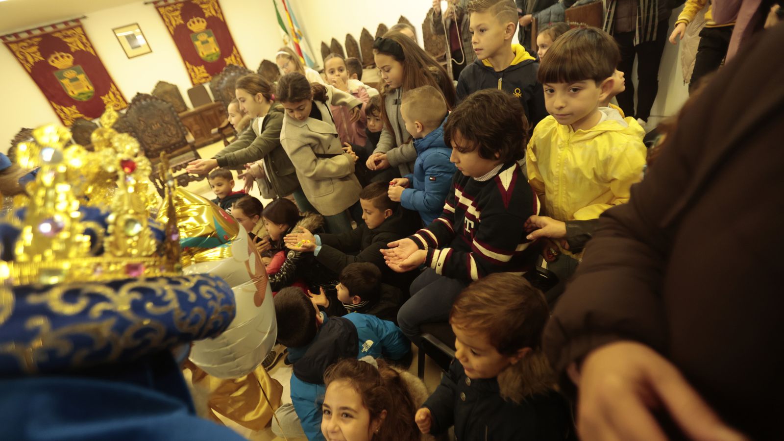 Las fotos de la recepción a los Reyes Magos en el ayuntamiento de La Línea