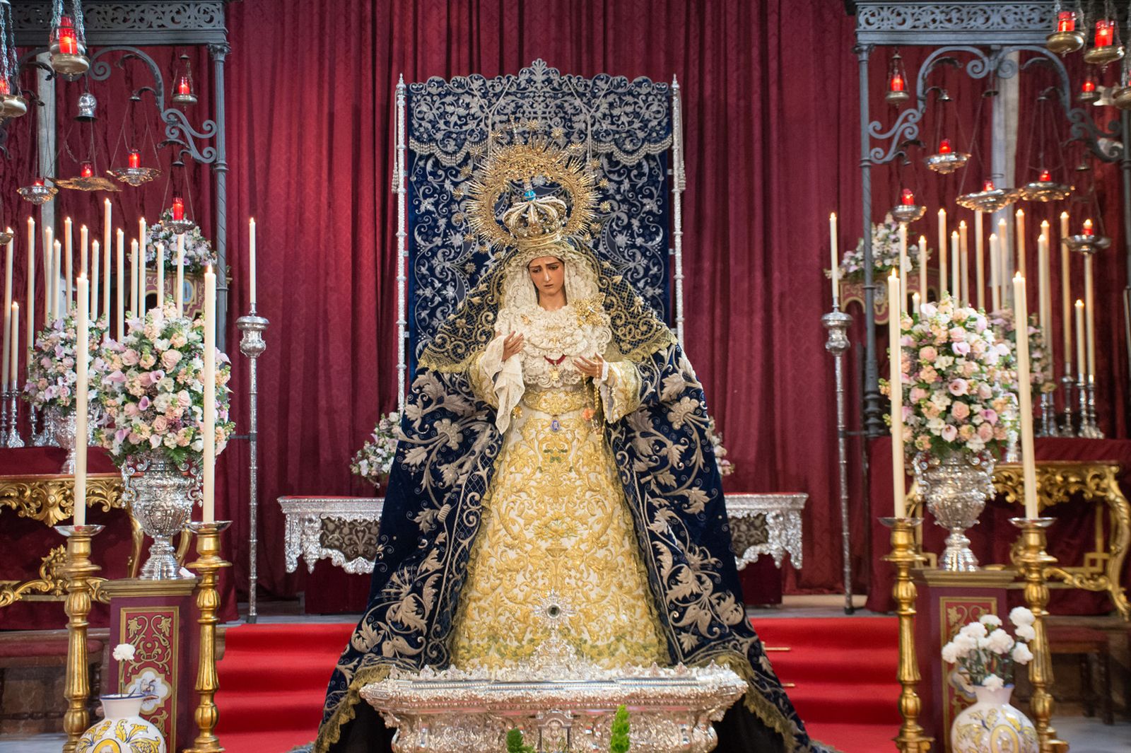 Sublime veneración a la Virgen de la Hiniesta en San Julián