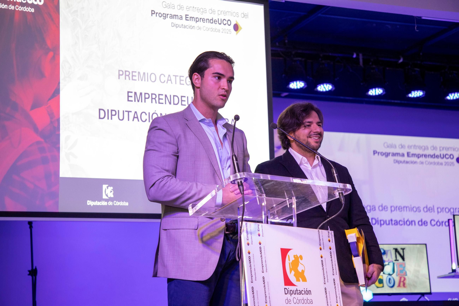 La entrega de los premios EmprendeUCO, en imágenes