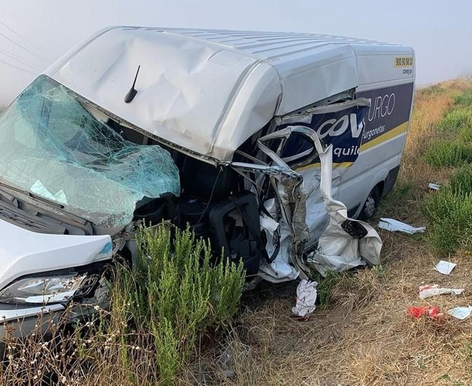 La furgoneta implicada en el accidente de tráfico en la carretera CA-3113 en el término municipal de Jerez