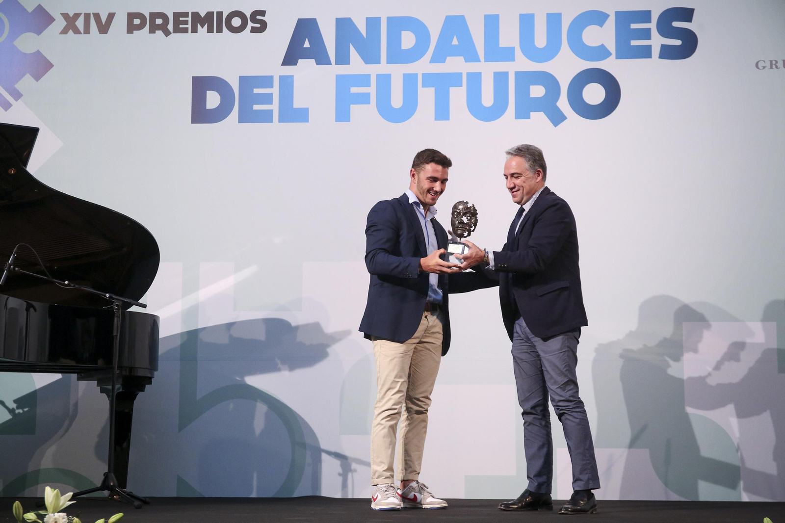 Entrega de los Premios Andaluces del Futuro, de Grupo Joly y Caixabank, en fotos