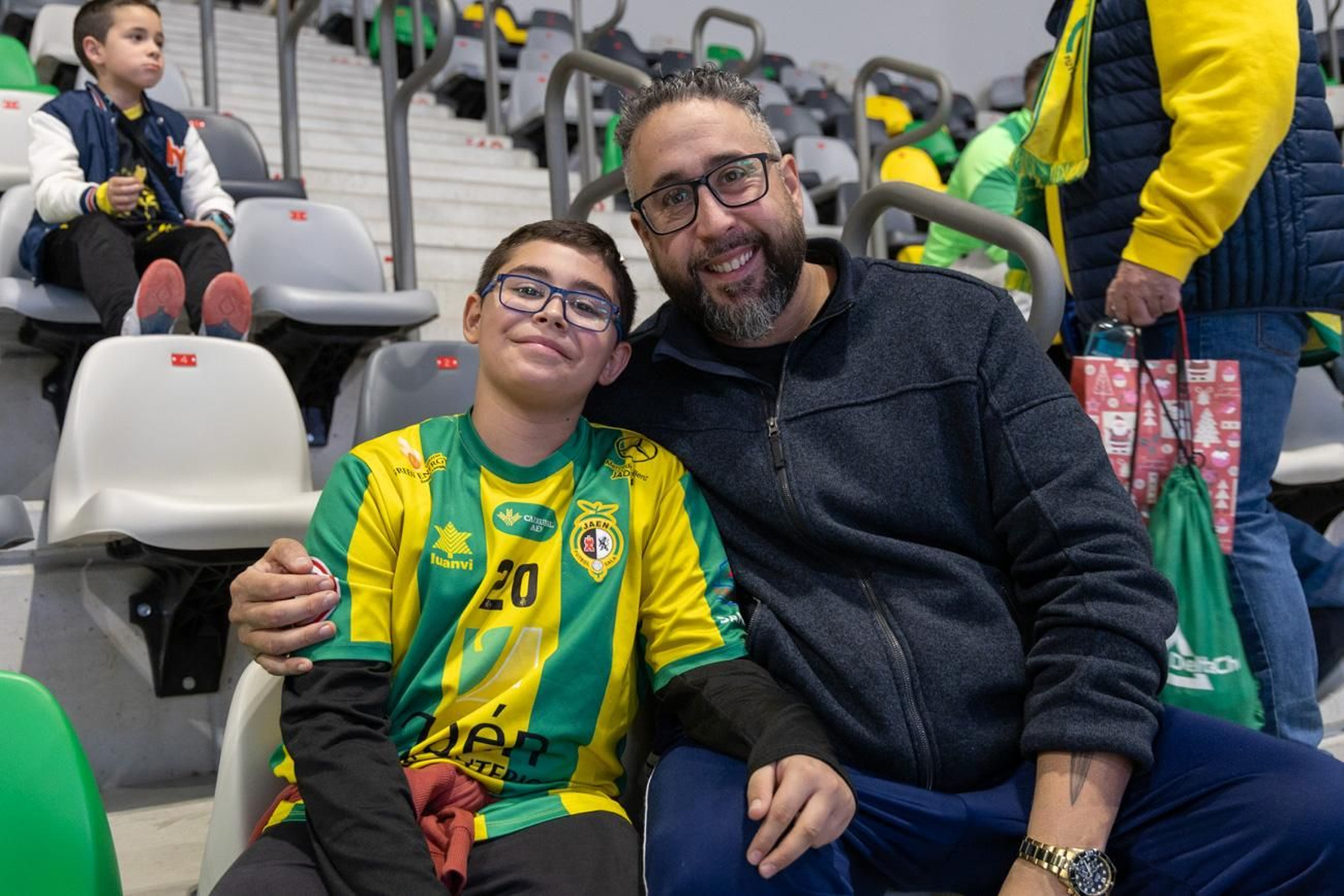 Jaén Paraíso Interior FS  4-3 Family Cash Alzira