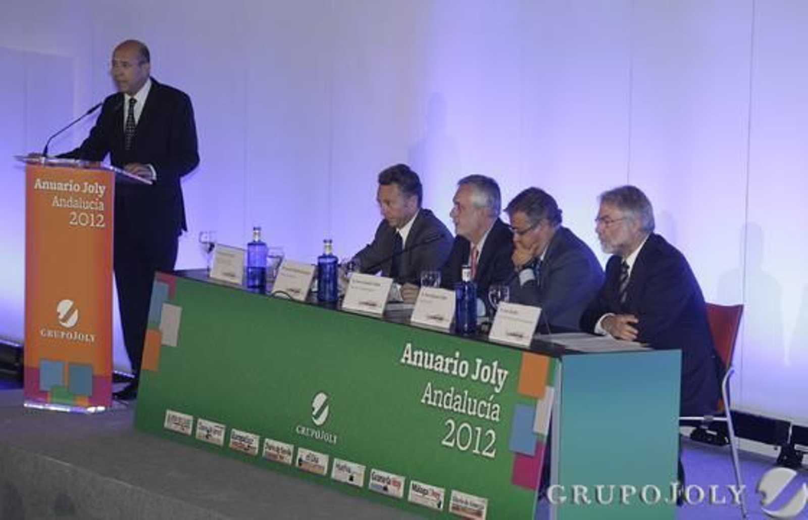 Francisco Ferraro, durante su intervención en la presentación del Anuario Joly.

Foto: A. Pizarro - M. Gómez - J.C. Vázquez - V. Hidalgo