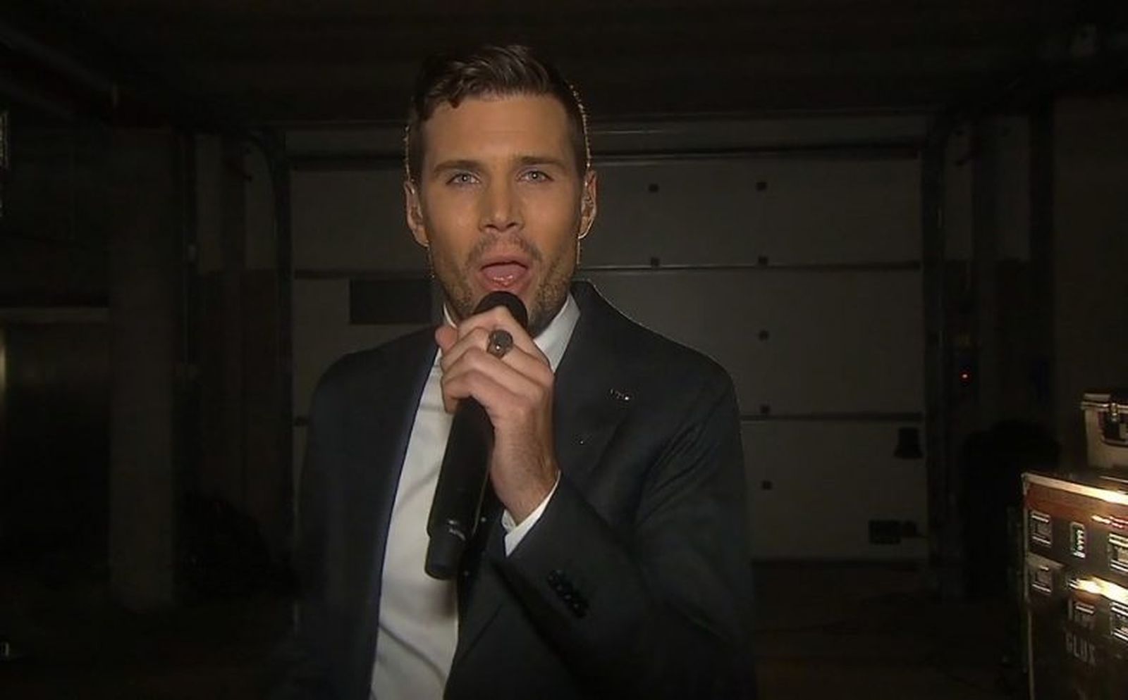 Robin, Suecia, abre la semifinal.