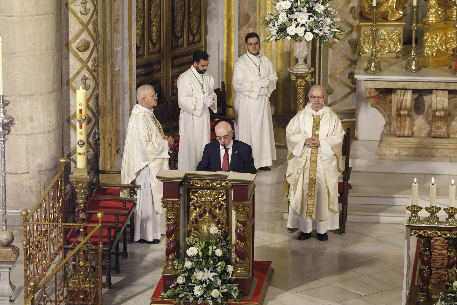 Fotogalería misa V Centenario Hermandad Virgen del Mar. Almería