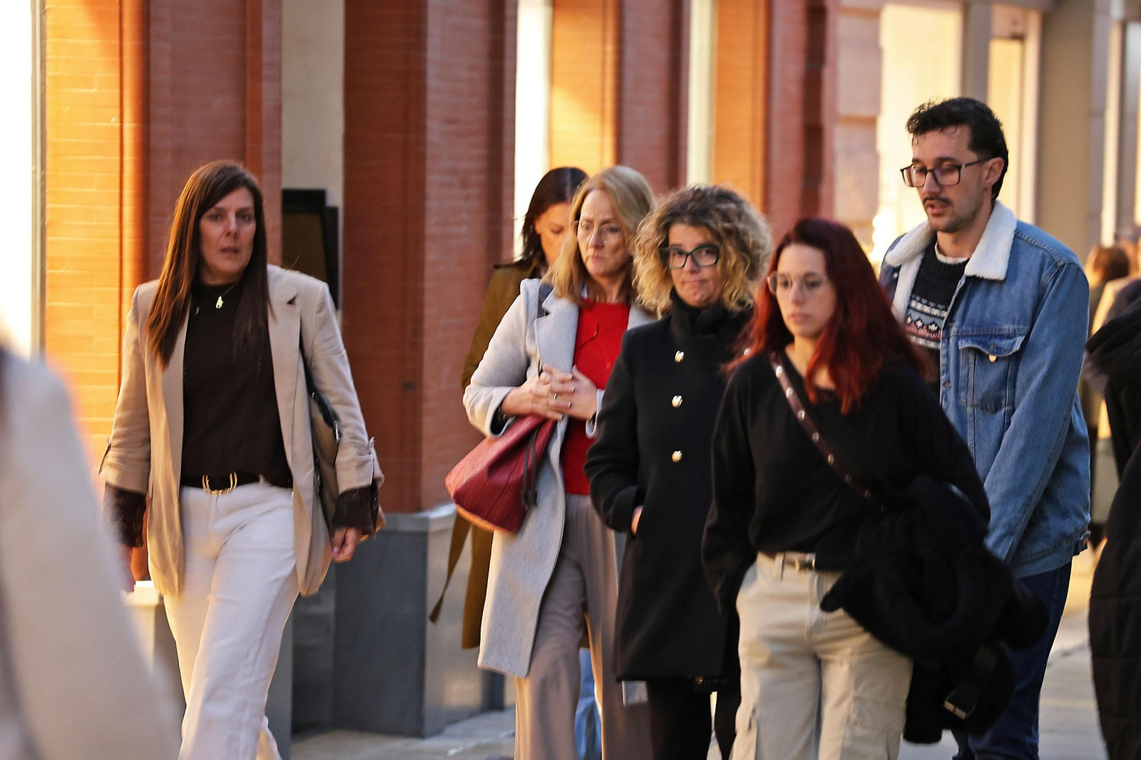 Los abrigos toman las calles de Huelva por el cambio drástico de las temperaturas