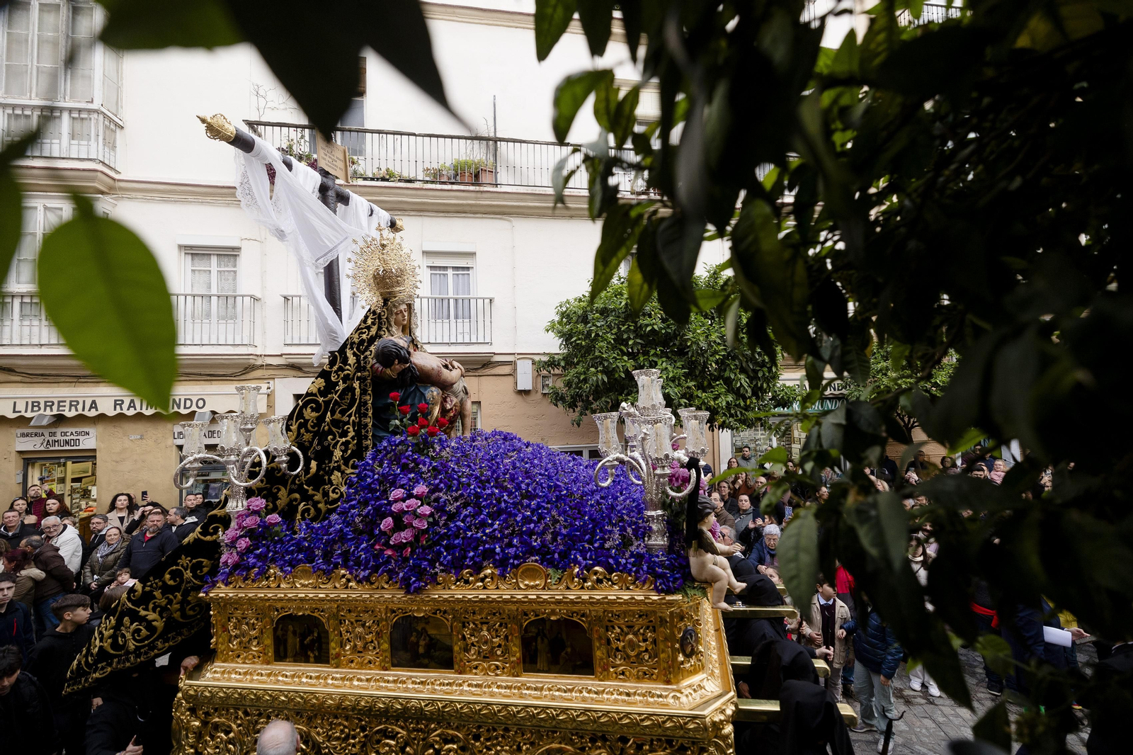 Las imágenes de la cofradía del Caminito este Miércoles Santo en la Semana Santa de Cádiz de 2024