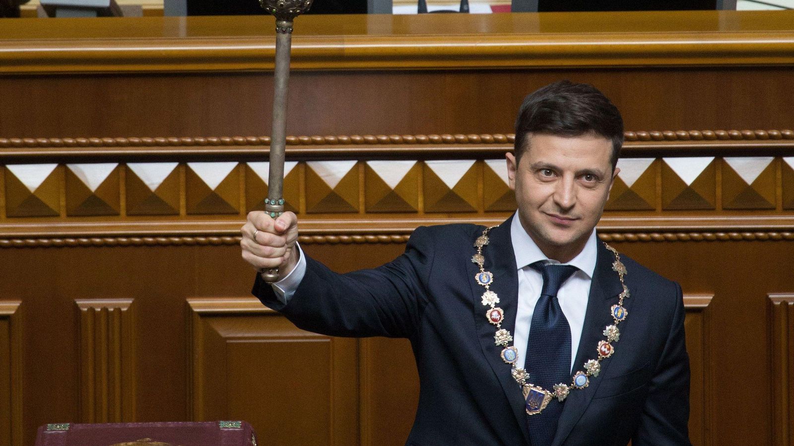 Investidura de Zelenski en el año 2019. Investidura de Zelenski en el año 2019.
