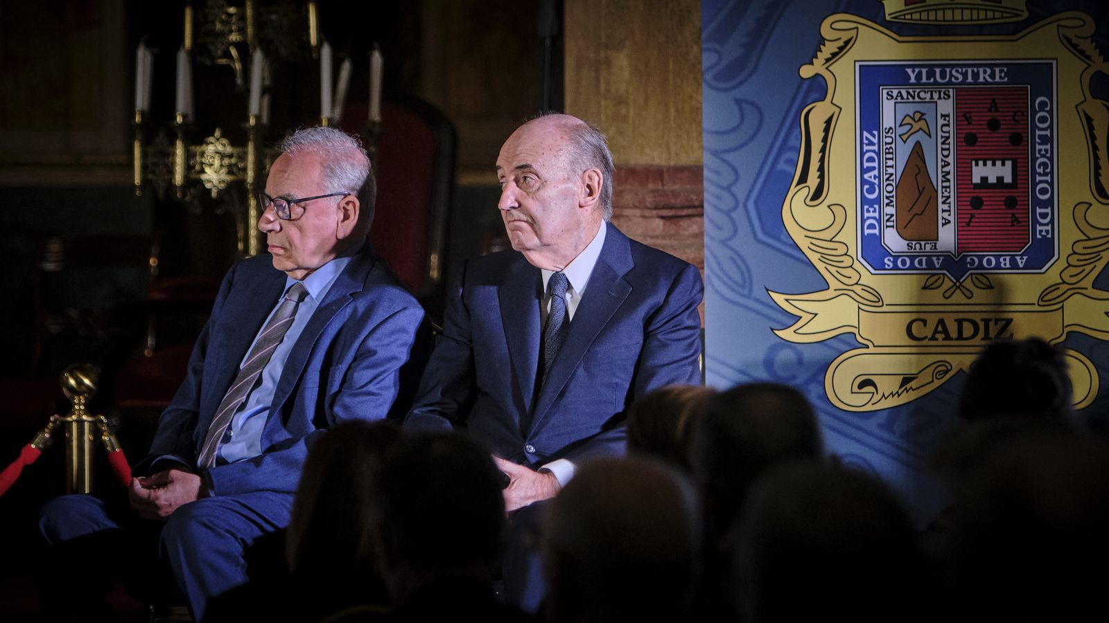 El Colegio de Abogados entrega el Premio Pérez Llorca a Alfonso Guerra en el Oratorio de San Felipe