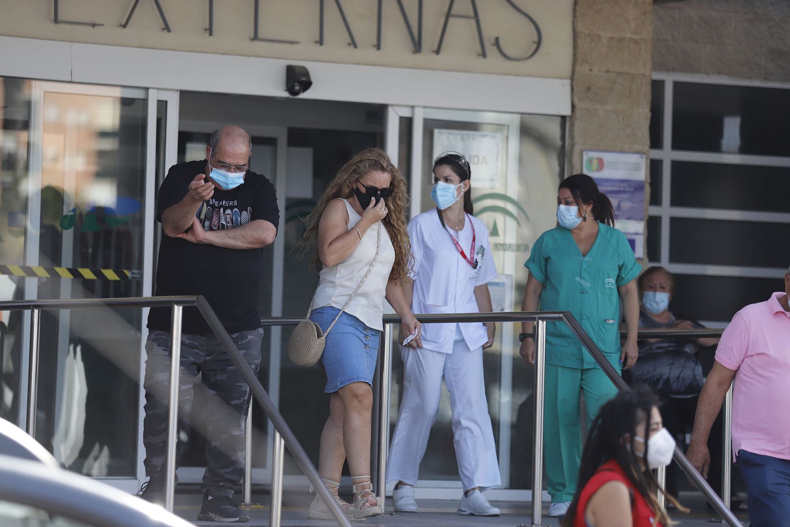 Inmediaciones del hospital Juan Ramón Jiménez.