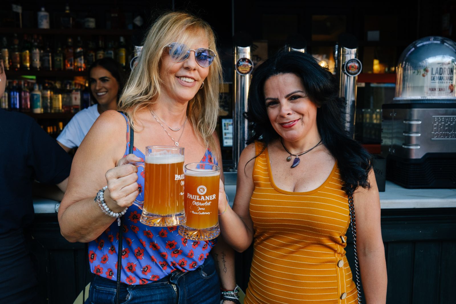 Búscate en el OktoberFest de Plaza Canterbury del viernes día 29 de septiembre