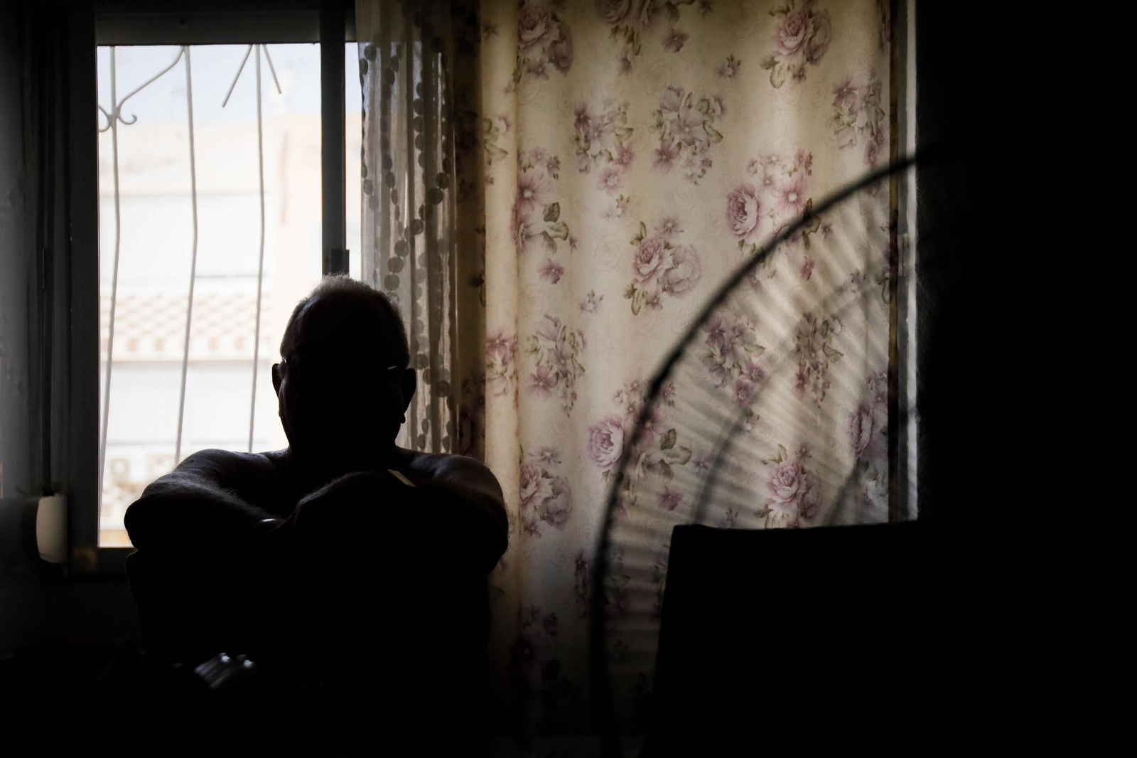 Imágenes de las quejas vecinales ante los cortes de luz en el barrio de pescadería