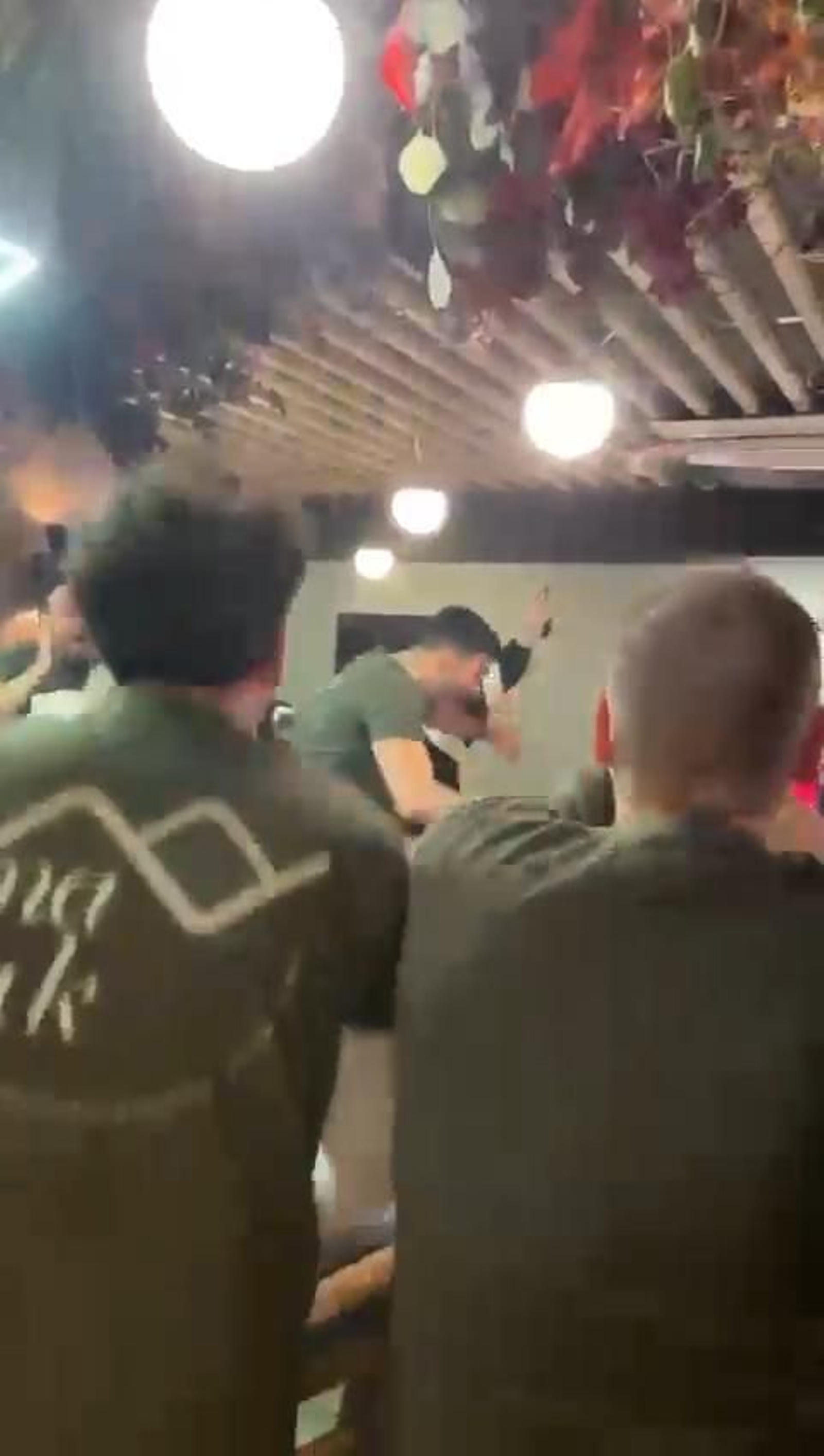 Vídeo celebración de los trabajadores y amigos del restaurante Malak