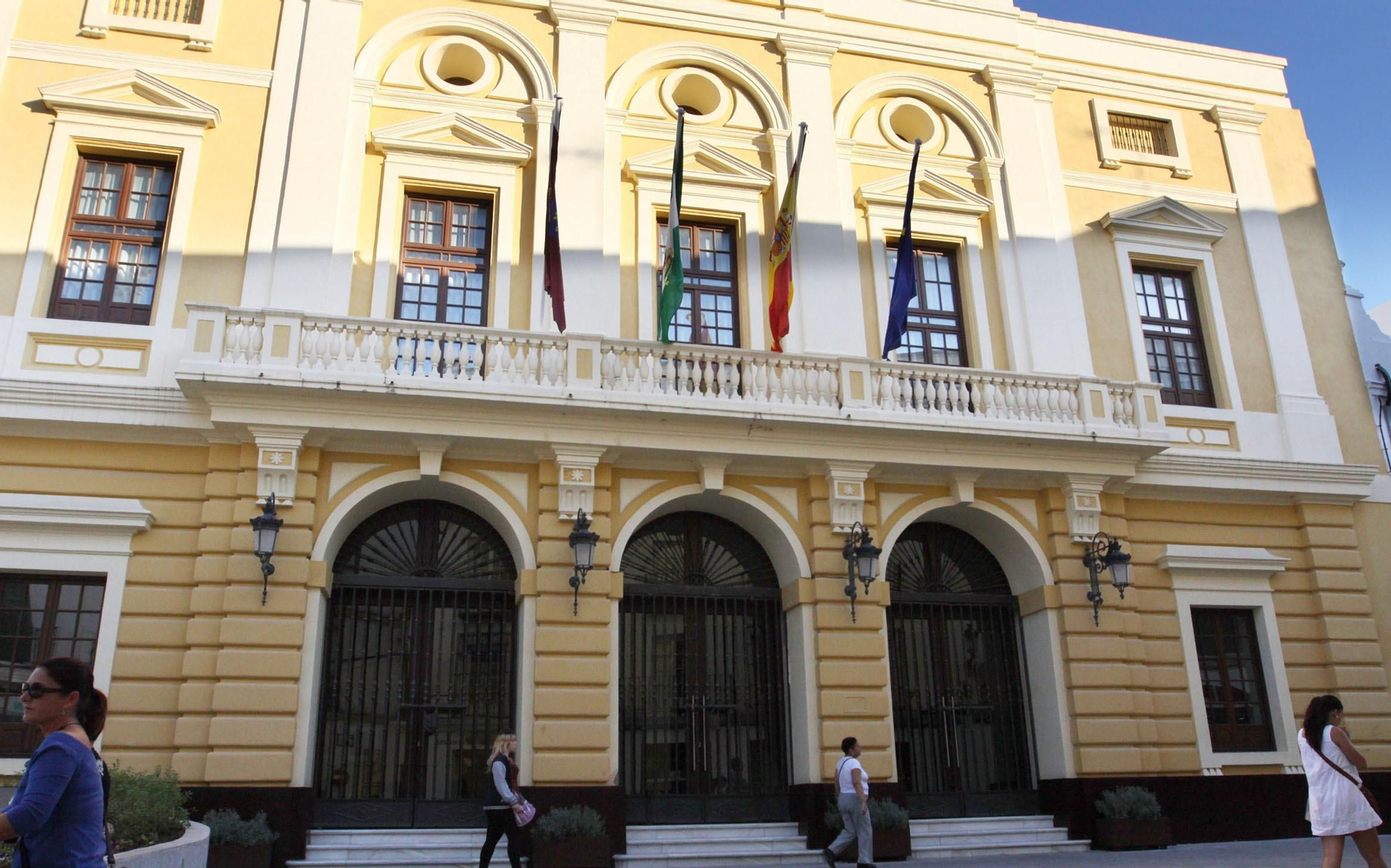 Fachada principal del Ayuntamiento chiclanero, en una imagen de archivo.