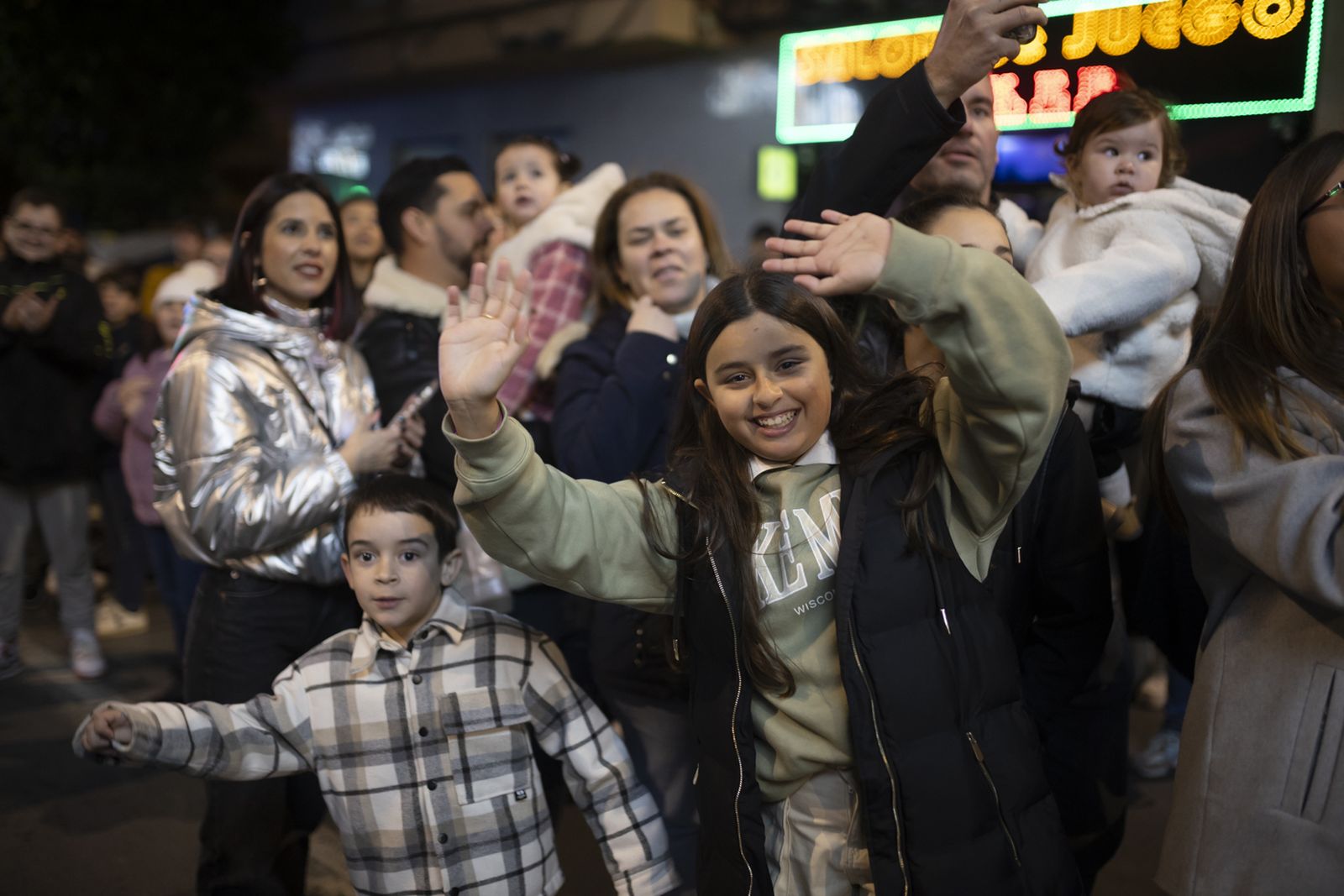 Imágenes de las Cabalgatas de los Reyes Magos de Huelva 2024