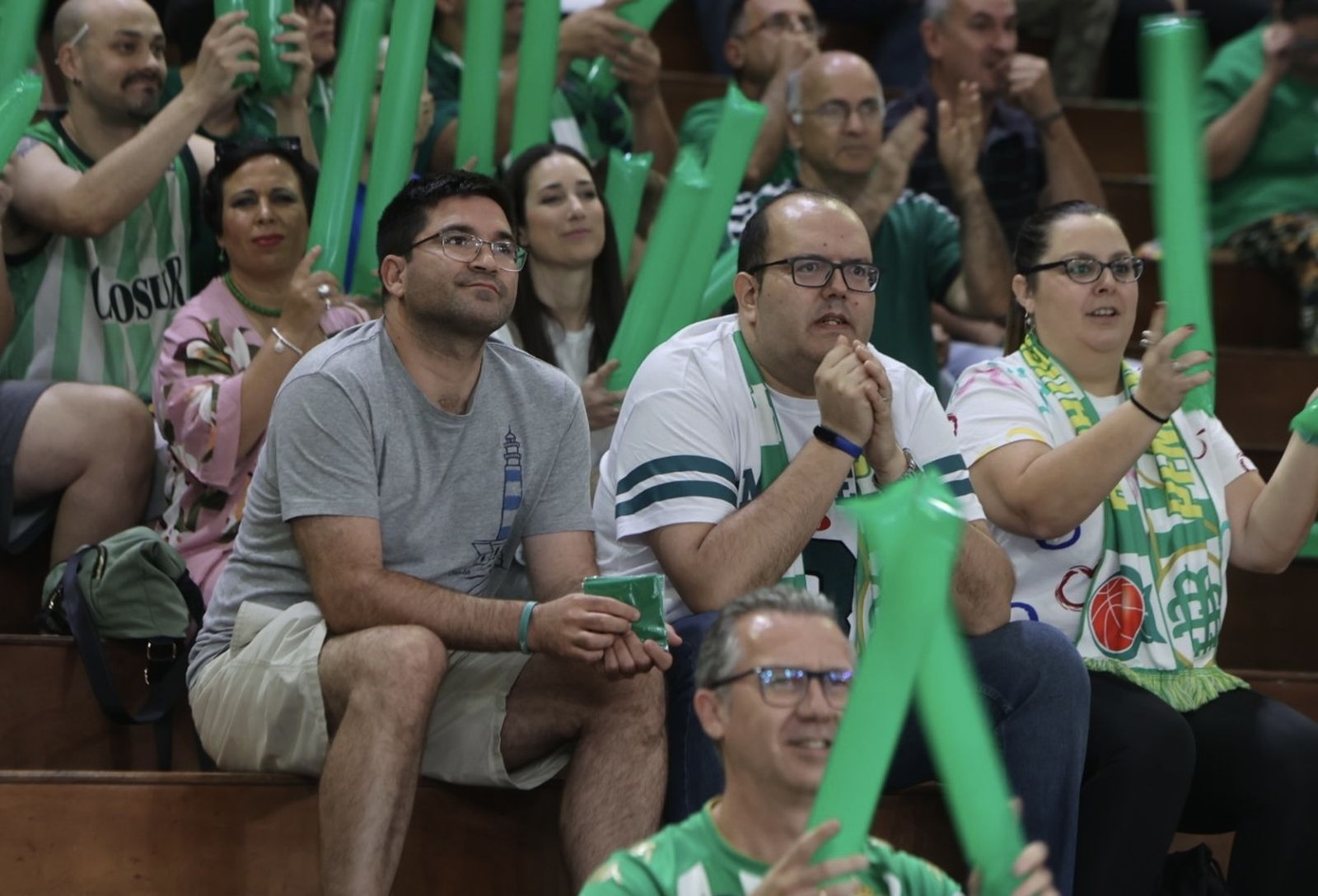 Búscate en el o Betis Granada de baloncesto