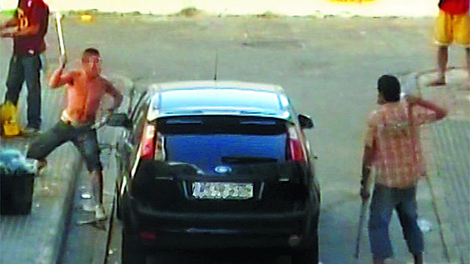 Imagen de archivo de una de las peleas en los peores años de la barriada.