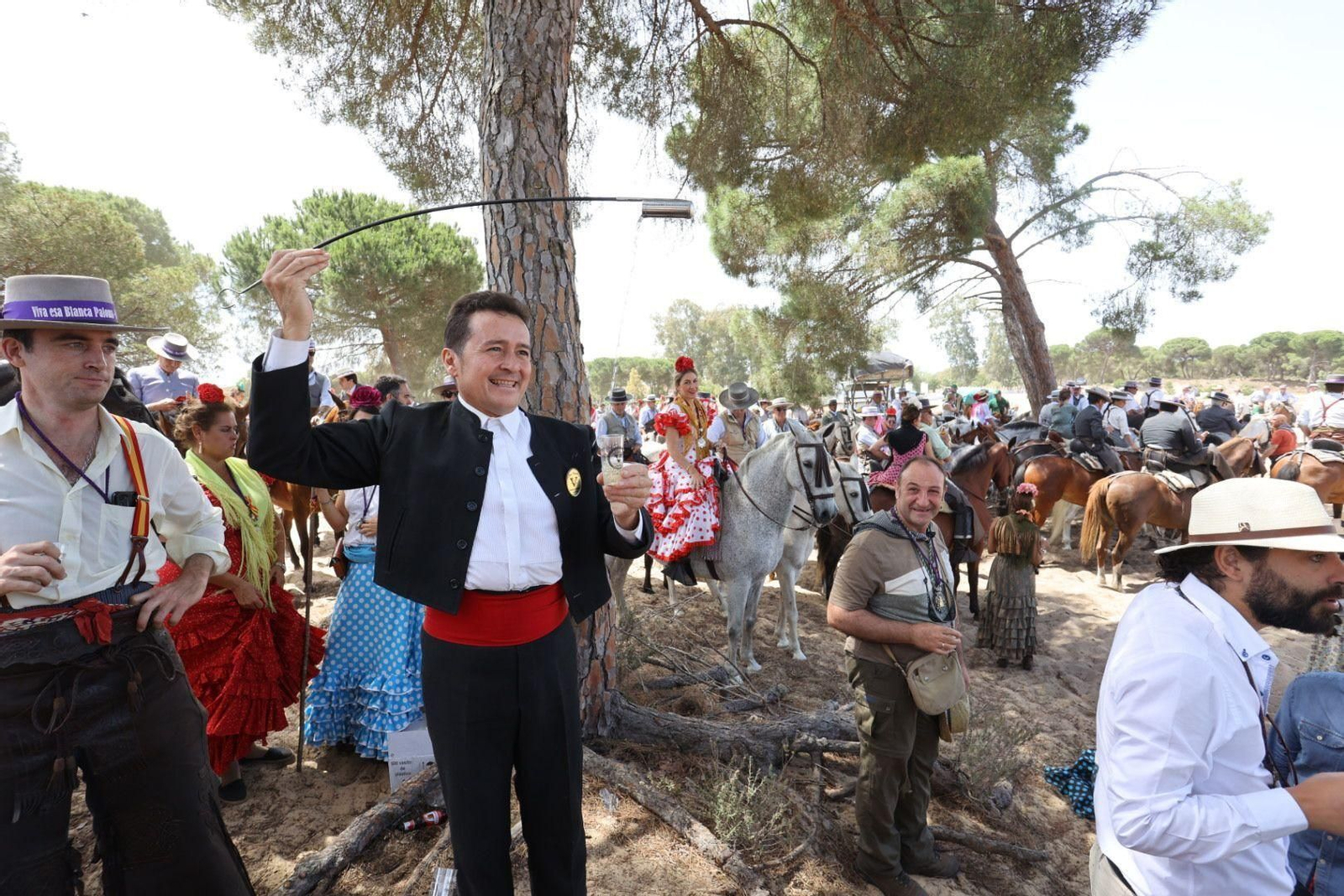 Imágenes de la Hermandad del Rocío de Jerez el jueves por el Coto