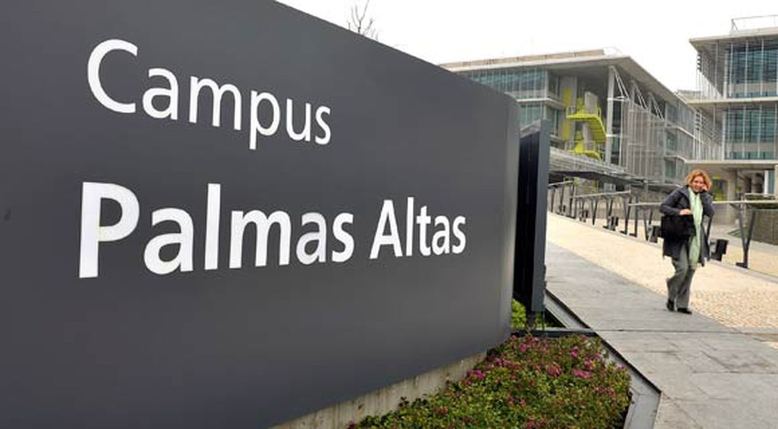 Abengoa y la Universidad Loyola crean un centro de innovación