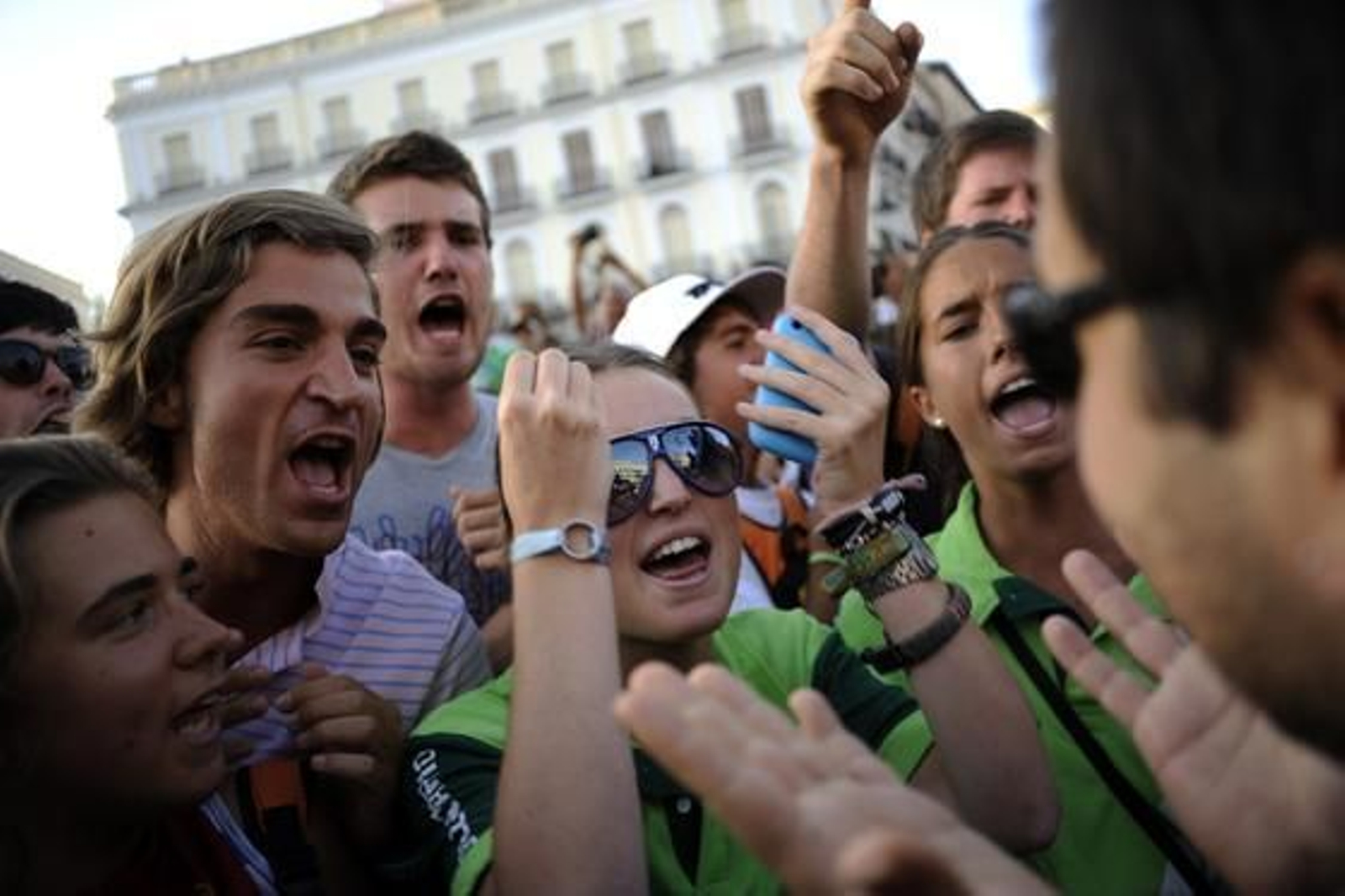 Enfrentamiento entre los manifestantes laicos y los peregrinos de la JMJ.

Foto: AFP