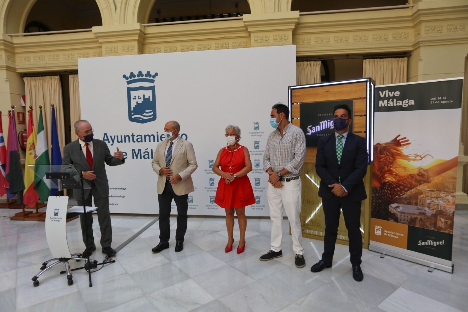 Presentación del programa de actividades 'Vive Málaga'.