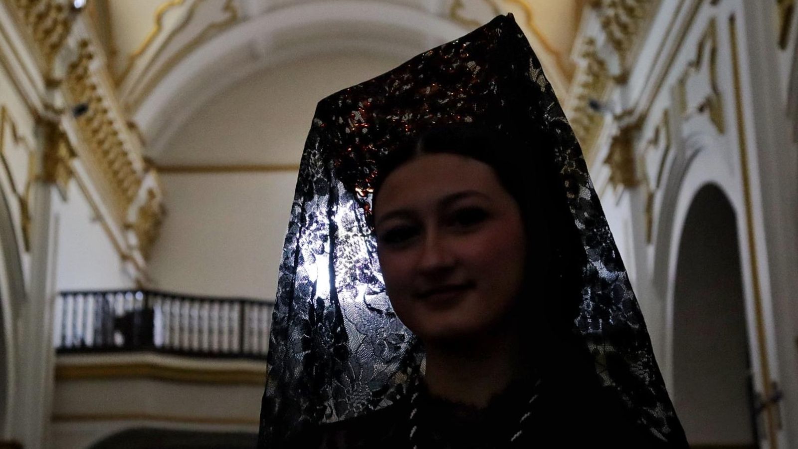 Estrella se vio sorprendida por la lluvia en su procesión.