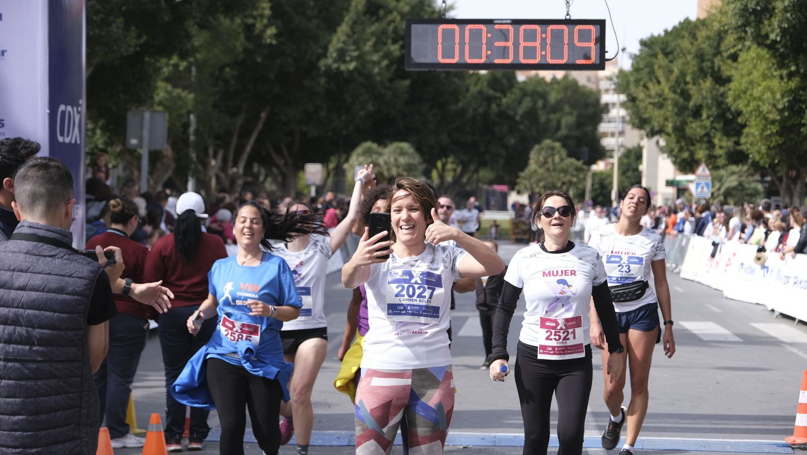 Imágenes de la Carrera de la Mujer 2023 en Almería