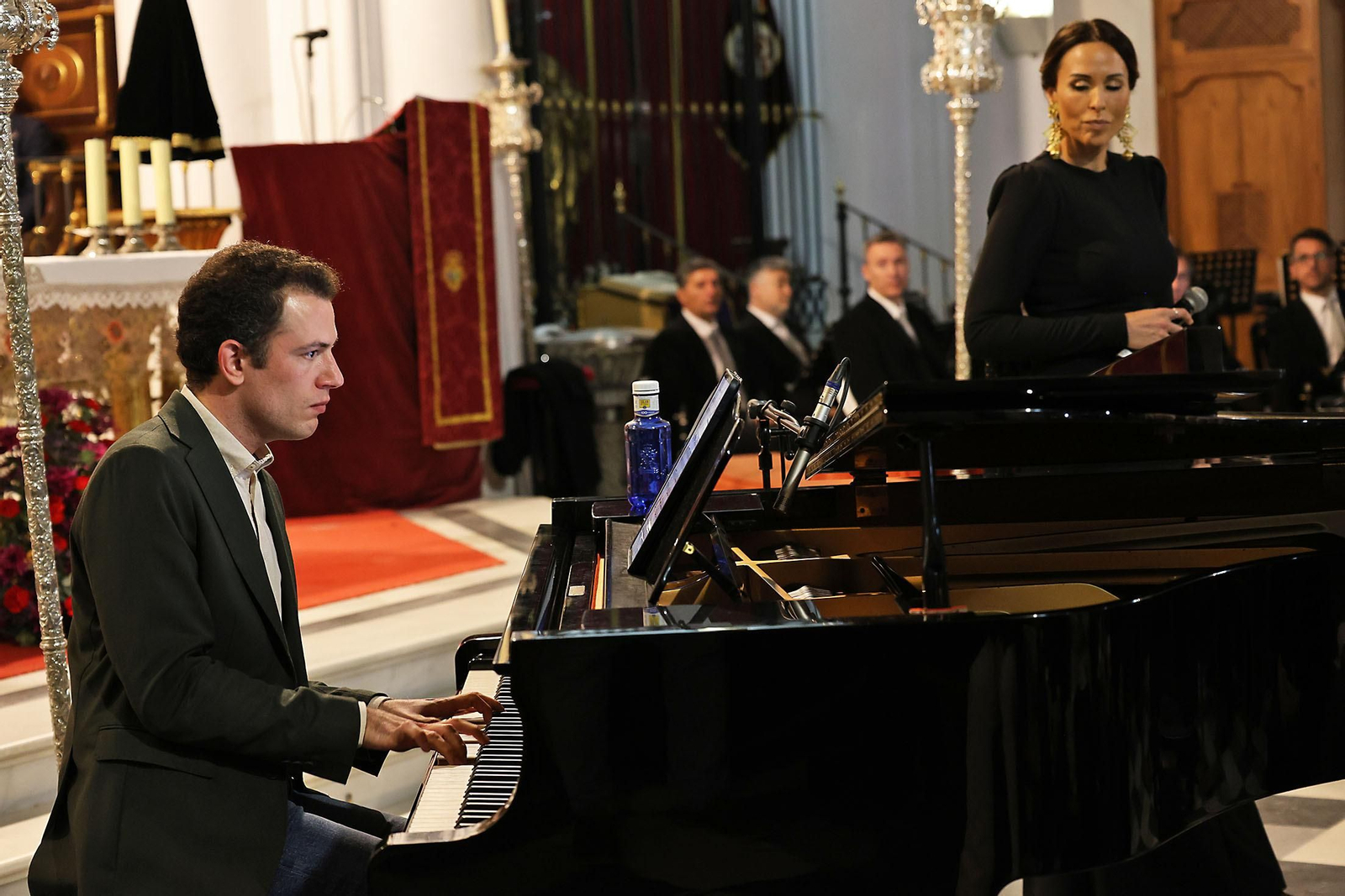 Imágenes de la la XXX edición de la Exaltación a la Saeta de Huelva