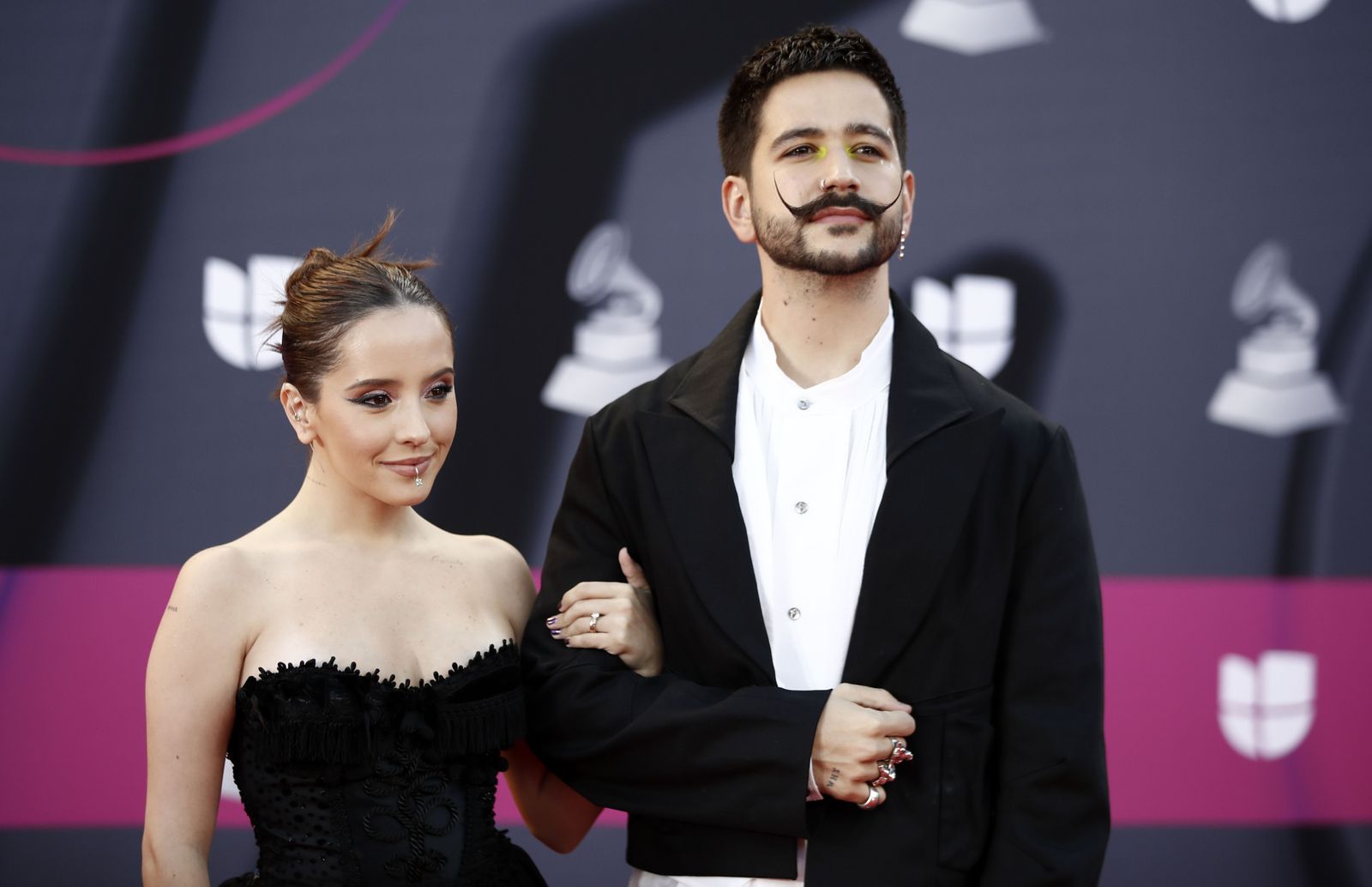 La alfombra roja de los Grammy latinos