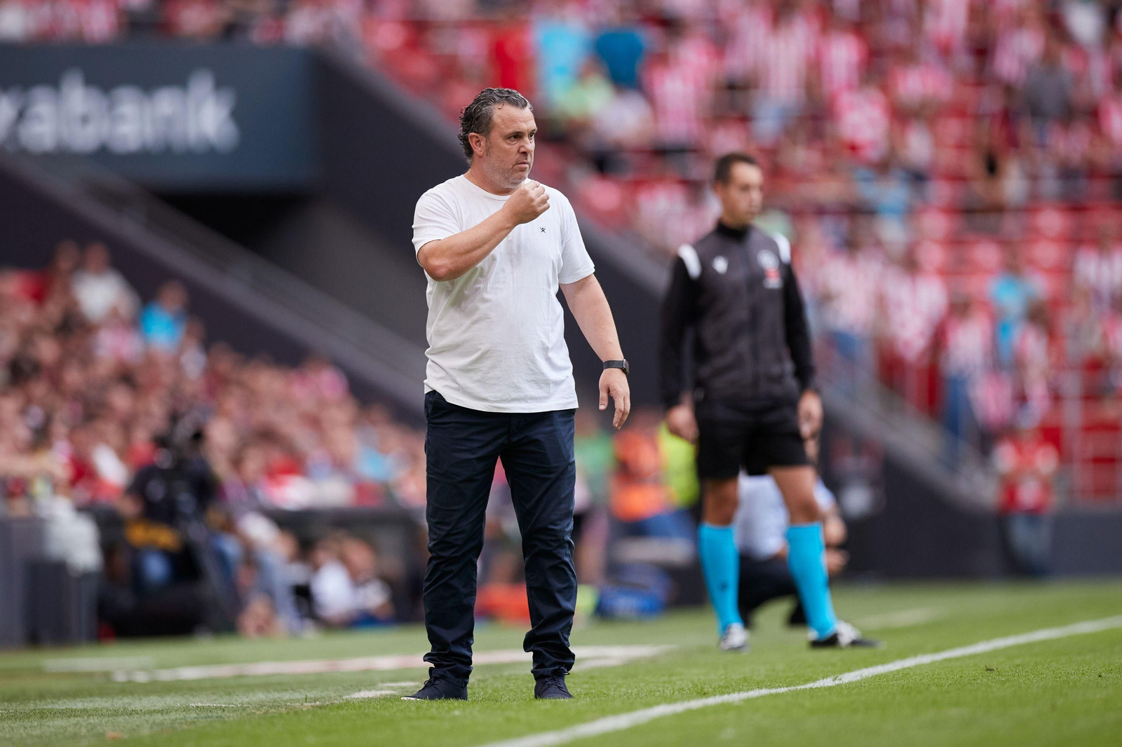 Sergio González, en la banda del Nuevo San Mamés este sábado.