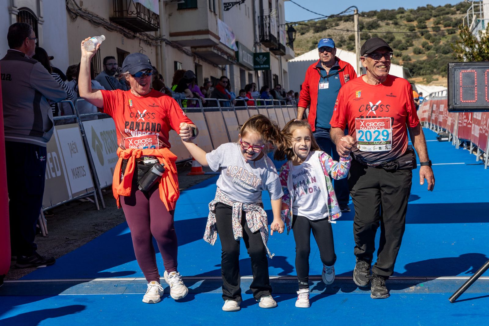En imágenes: Atletas y aficionados vibran en el X Cross Pantano del Víboras (1)