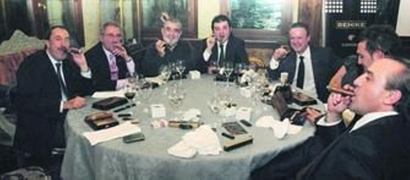 El Habano más caro del mundo deja su aroma en Granada